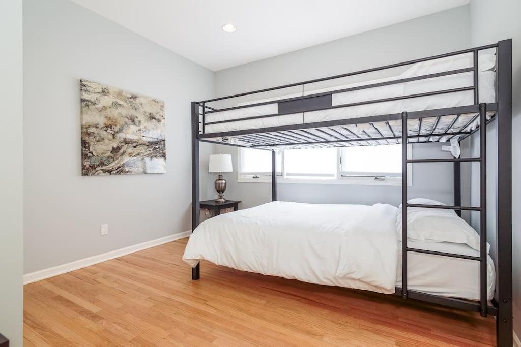 Eclectic Stylish And Cozy Milwaukee Unit Villa Luaran gambar