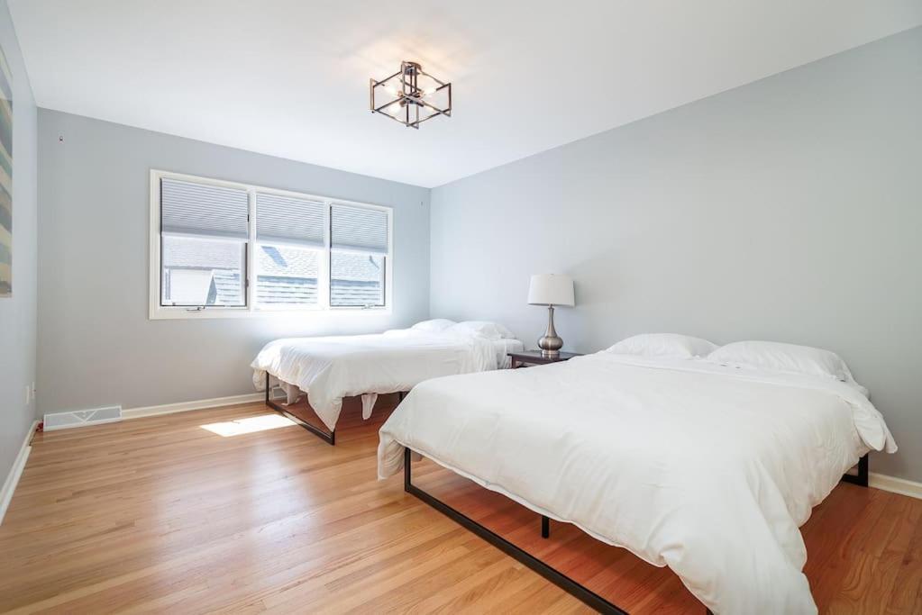Eclectic Stylish And Cozy Milwaukee Unit Villa Luaran gambar