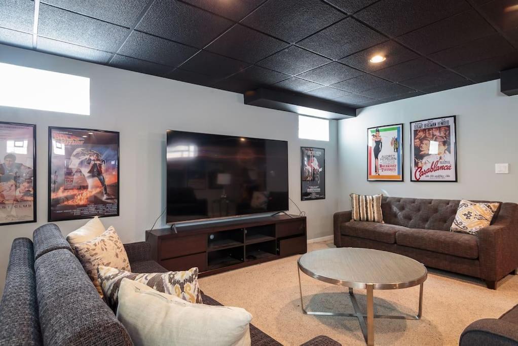Eclectic Stylish And Cozy Milwaukee Unit Villa Luaran gambar