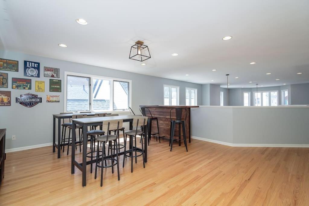 Eclectic Stylish And Cozy Milwaukee Unit Villa Luaran gambar